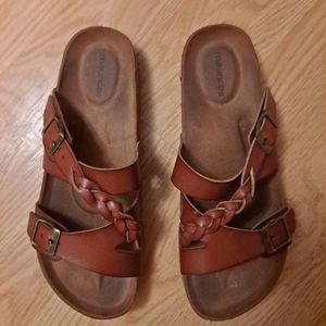 Maurices brand sandles size 8